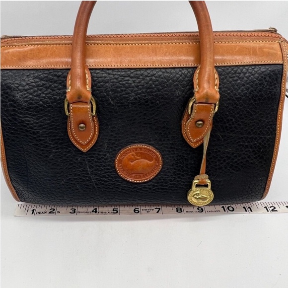 Dooney & Bourke Vintage Black Pebbled Leather Crossbody Purse + Cosmetic Bag - Picture 6 of 11